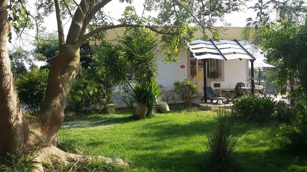 B&B La Gazza Ladra Carmiano  Экстерьер фото