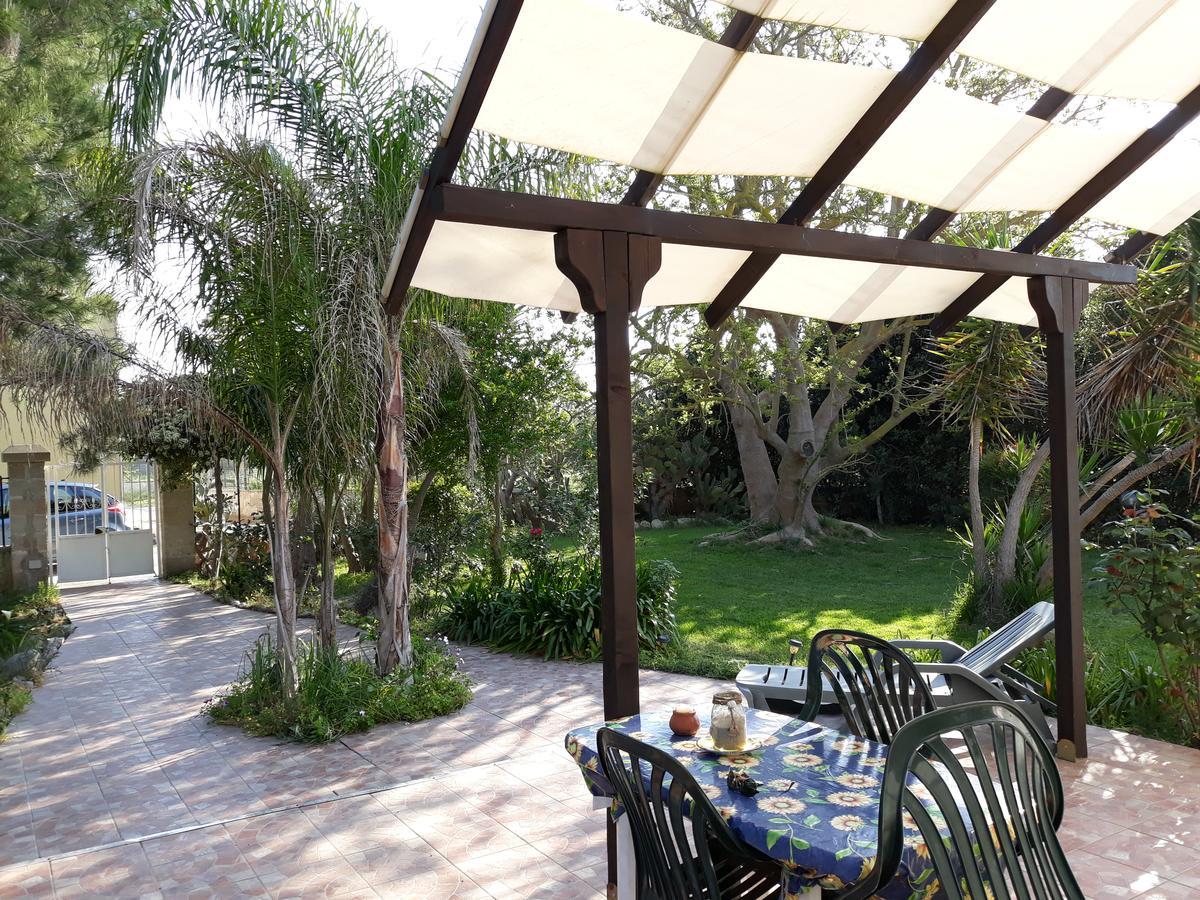 B&B La Gazza Ladra Carmiano  Экстерьер фото