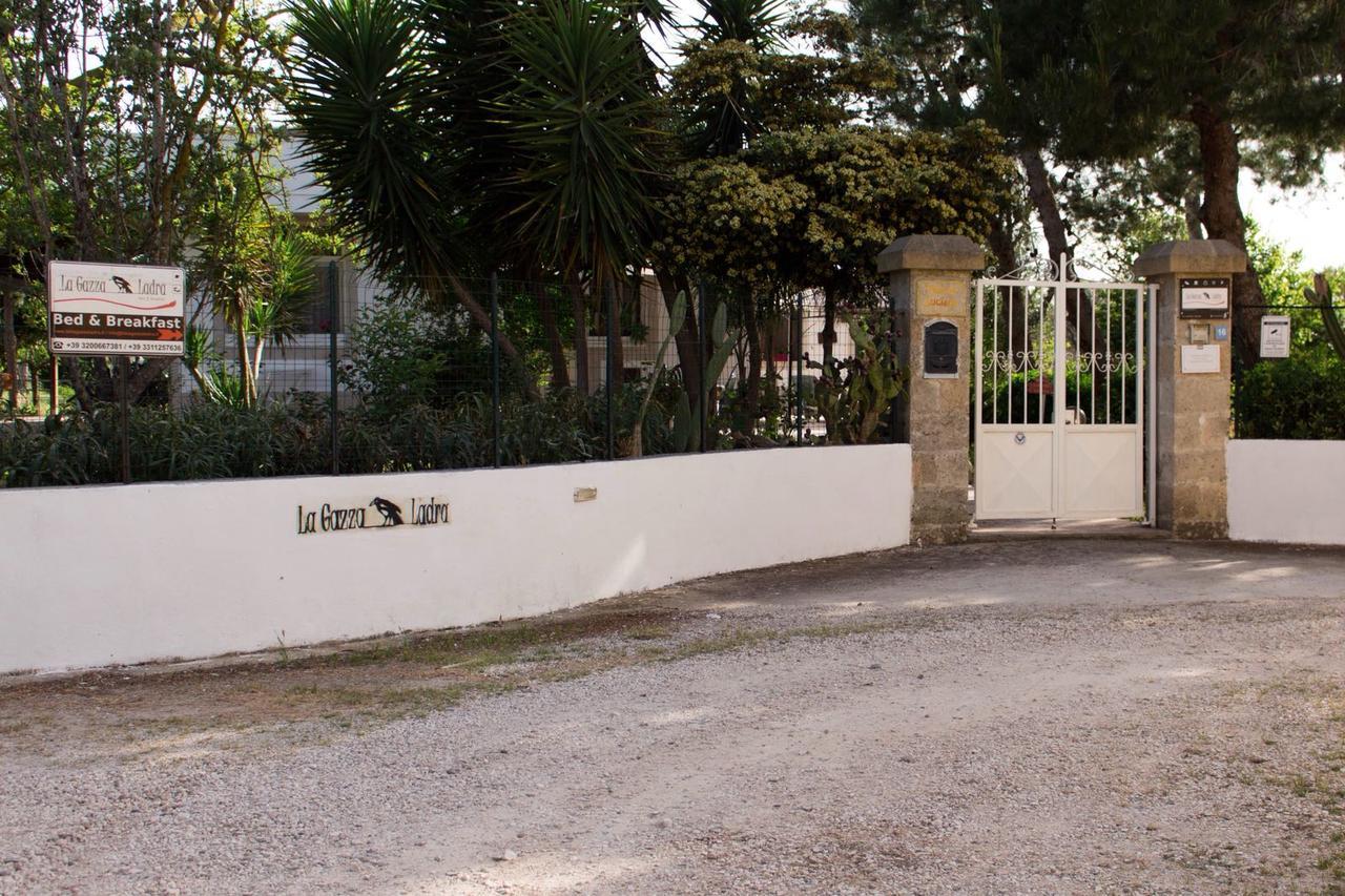 B&B La Gazza Ladra Carmiano  Экстерьер фото